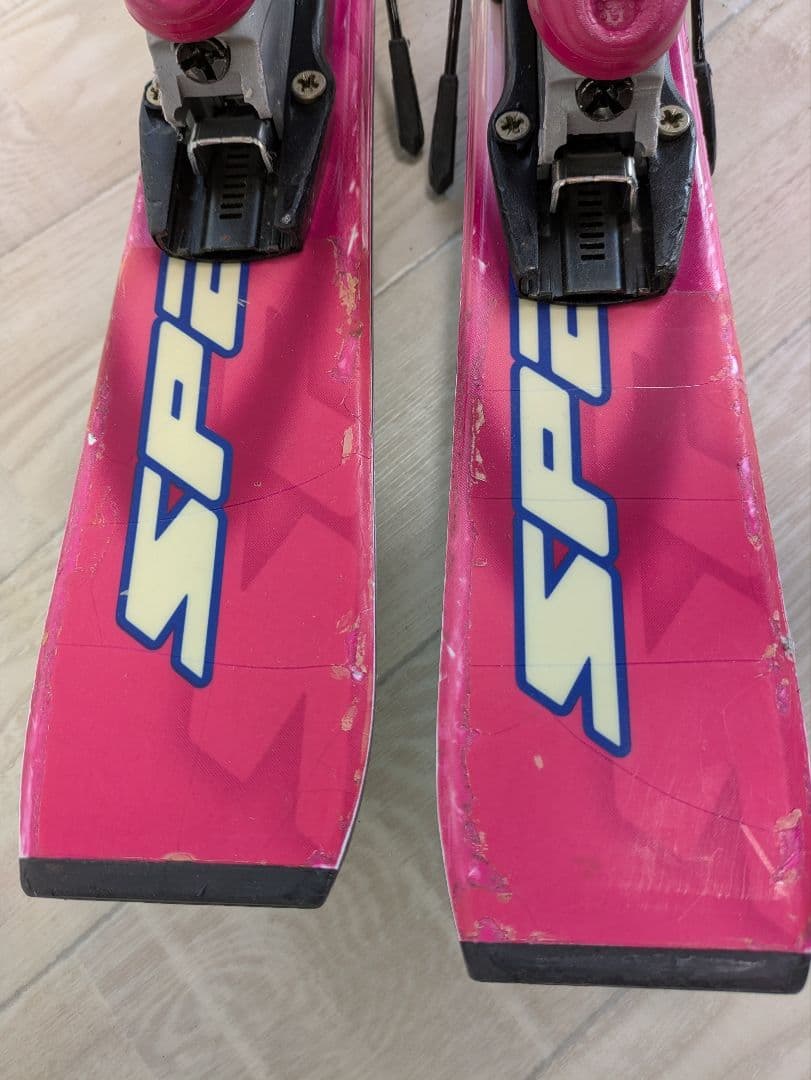ジュニアスキー　KAZAMA スキー板 ✕ 靴 ✕　ストック　３点セット ピンク