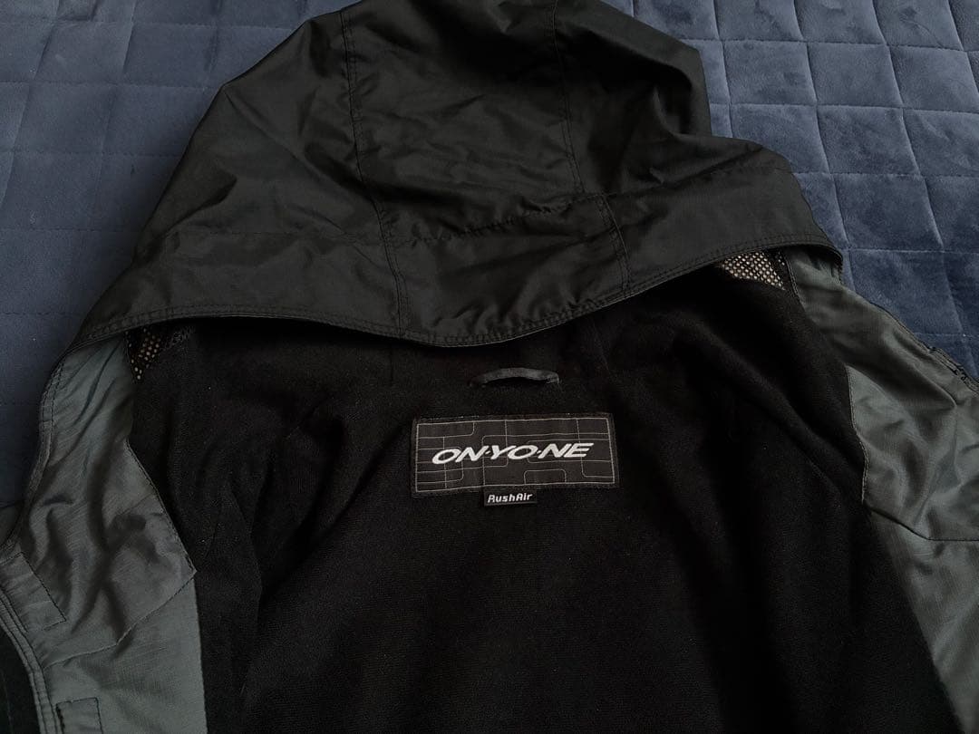 ONYONE（オンヨネ）RushAir スキー・スノーボードウェア ブラック L