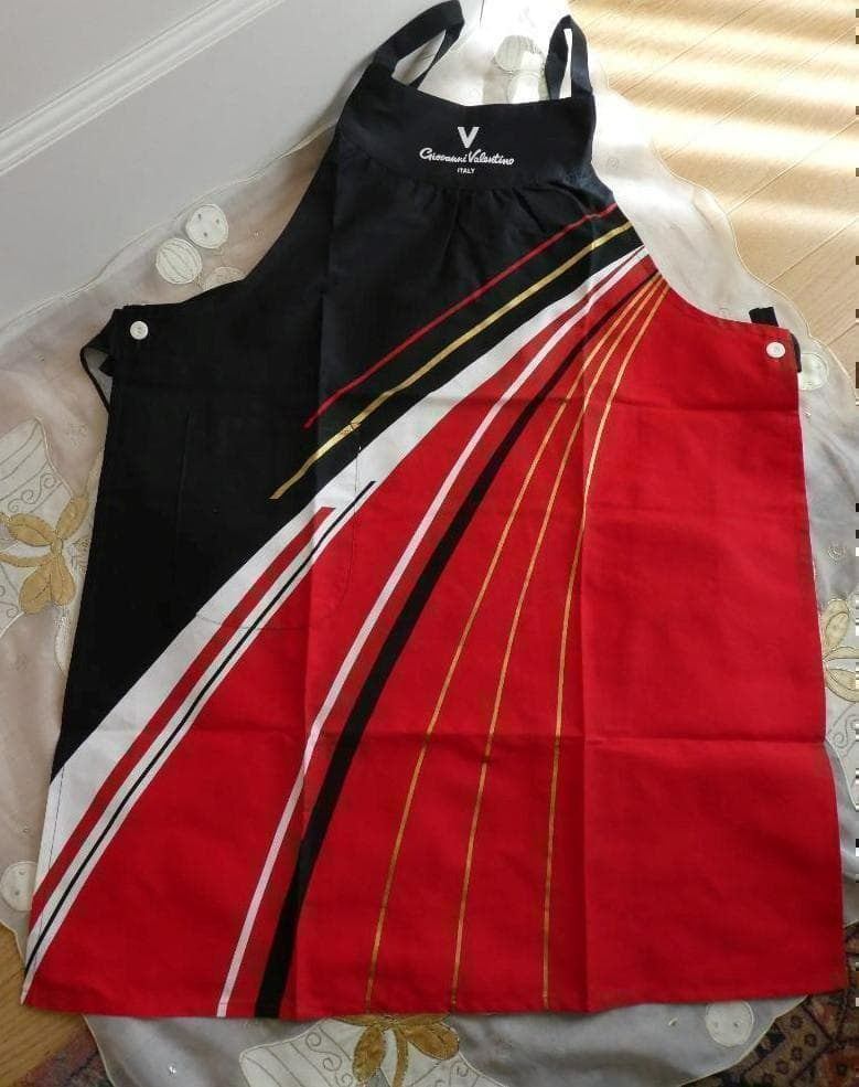 メルカリ便★Giovanni Valentino★レトロ　エプロン