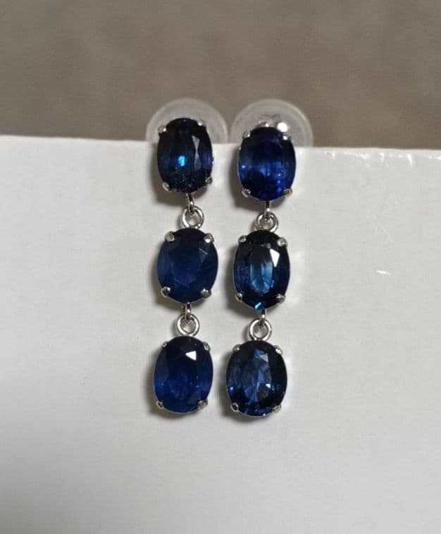 pt900 サファイア　ピアス