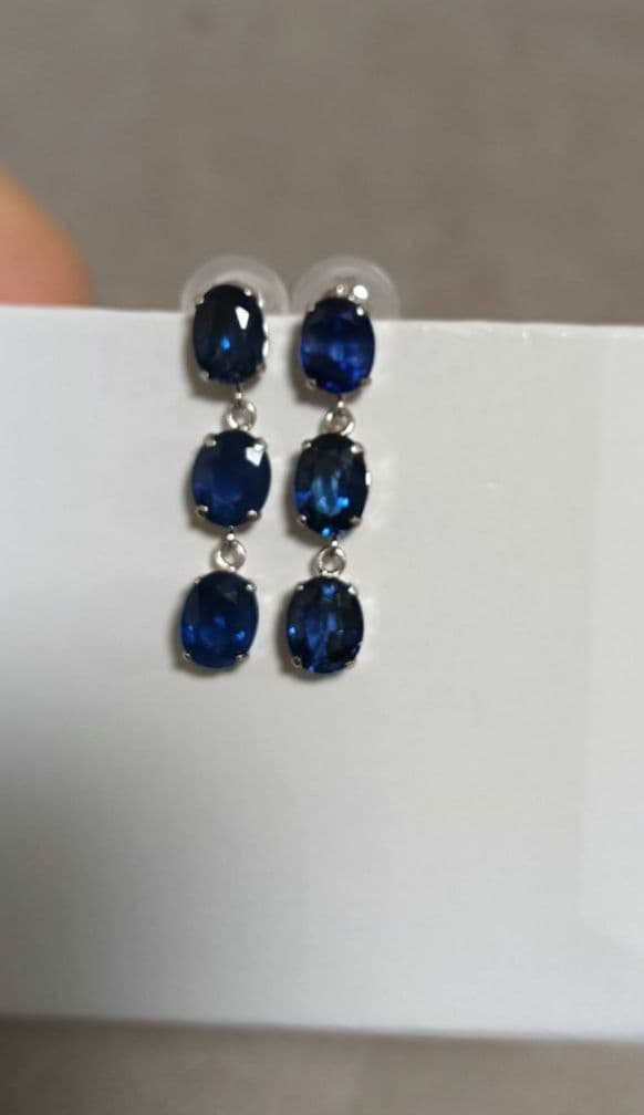 pt900 サファイア　ピアス