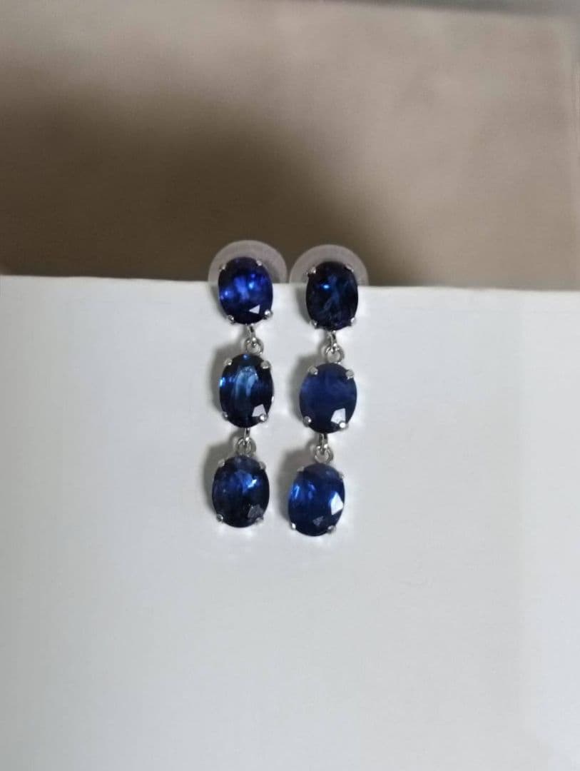 pt900 サファイア　ピアス