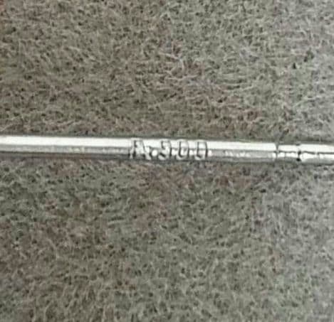 pt900 サファイア　ピアス