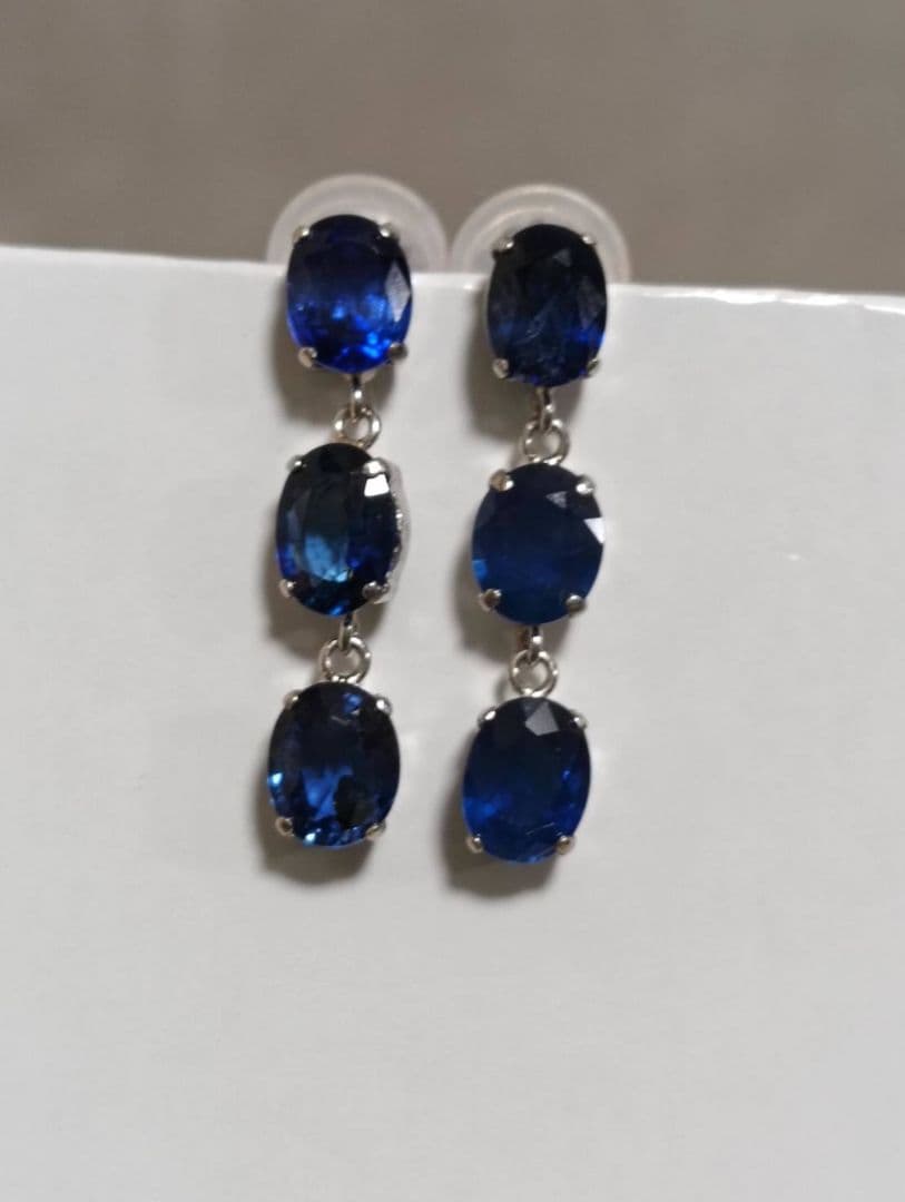 pt900 サファイア　ピアス