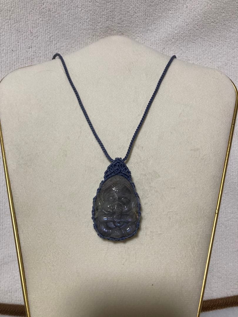 マクラメのラブラドライト ガネーシャネックレス