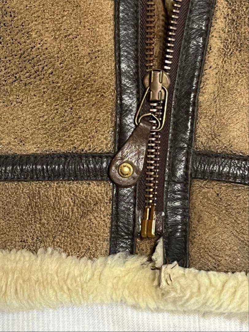 ショットB-3ムートンフライトジャケットADEALジッパー尾錠金具に刻印 38