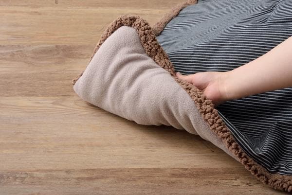 おしゃれ ふかふか かわいい 暖かい 正方形 こたつ布団 ストライプ