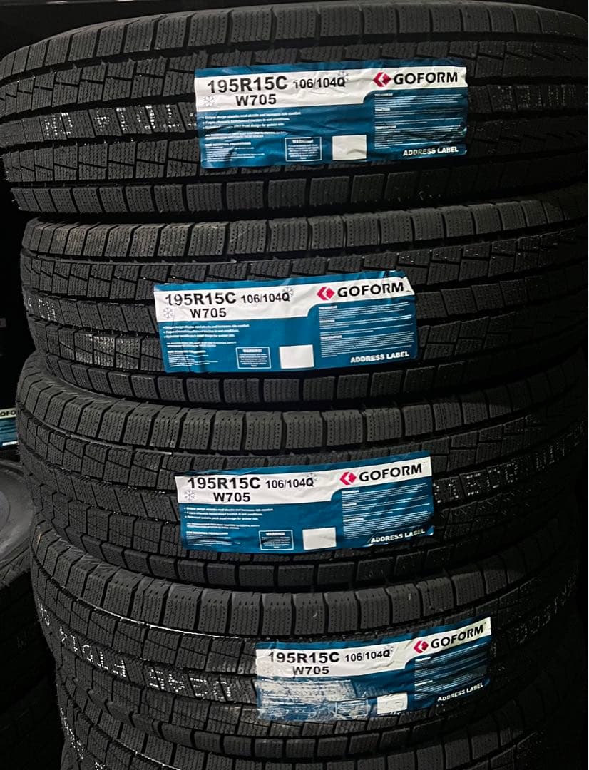 ハイエース195/80R15の代替案195R15C スタッドレスタイヤ4本セット