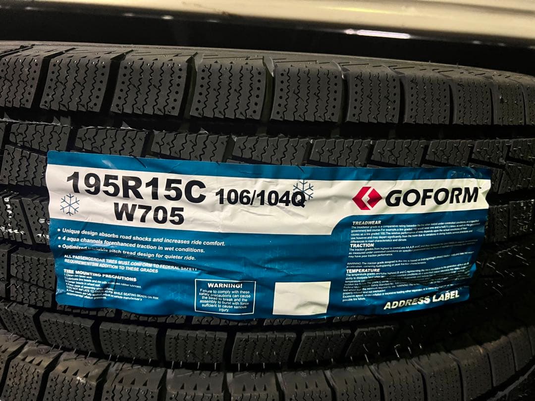 ハイエース195/80R15の代替案195R15C スタッドレスタイヤ4本セット