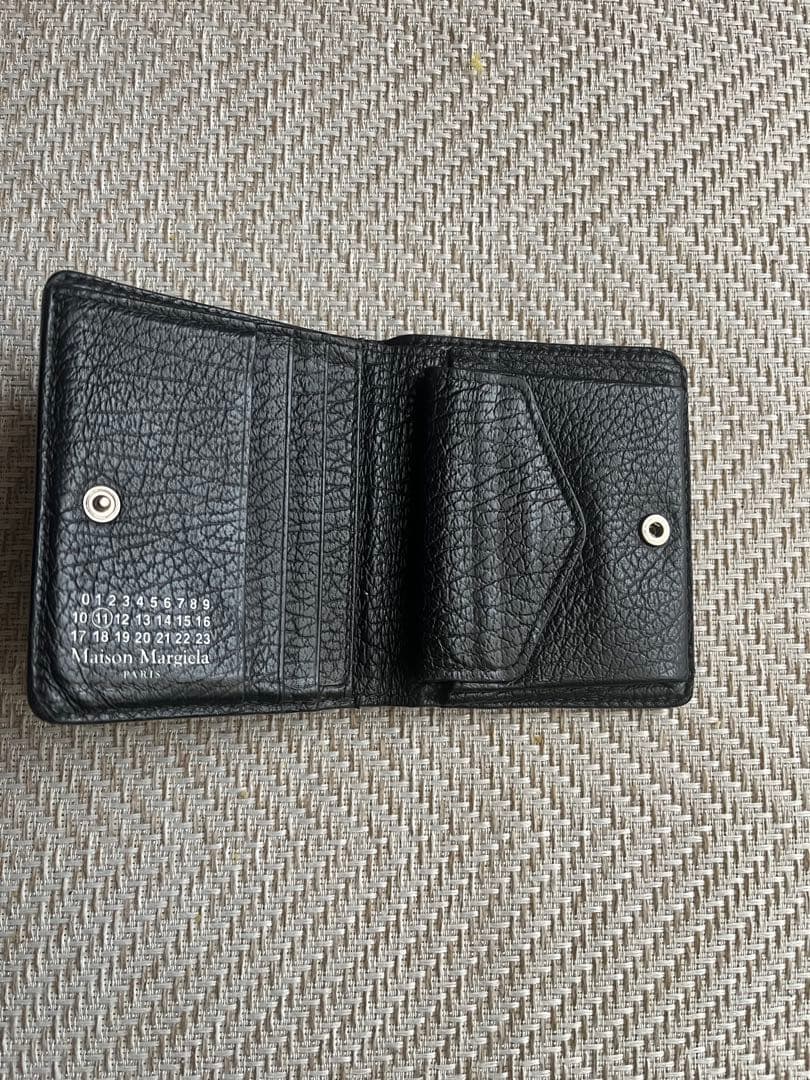 ぽっぽ　Maison Margiela 二つ折り財布 黒