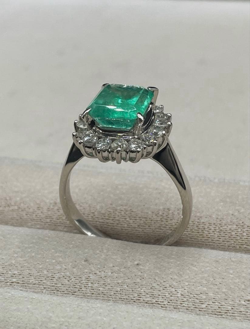 専用JA72★高級 コロンビア産大粒エメラルド3.21ct D リング鑑付