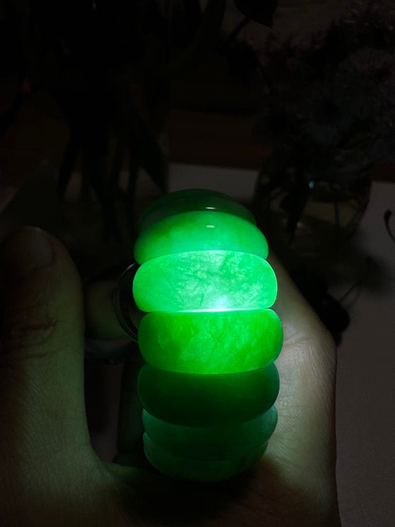 モンゴル産 翡翠 ブレスレット 楕円形 18cm 天然石