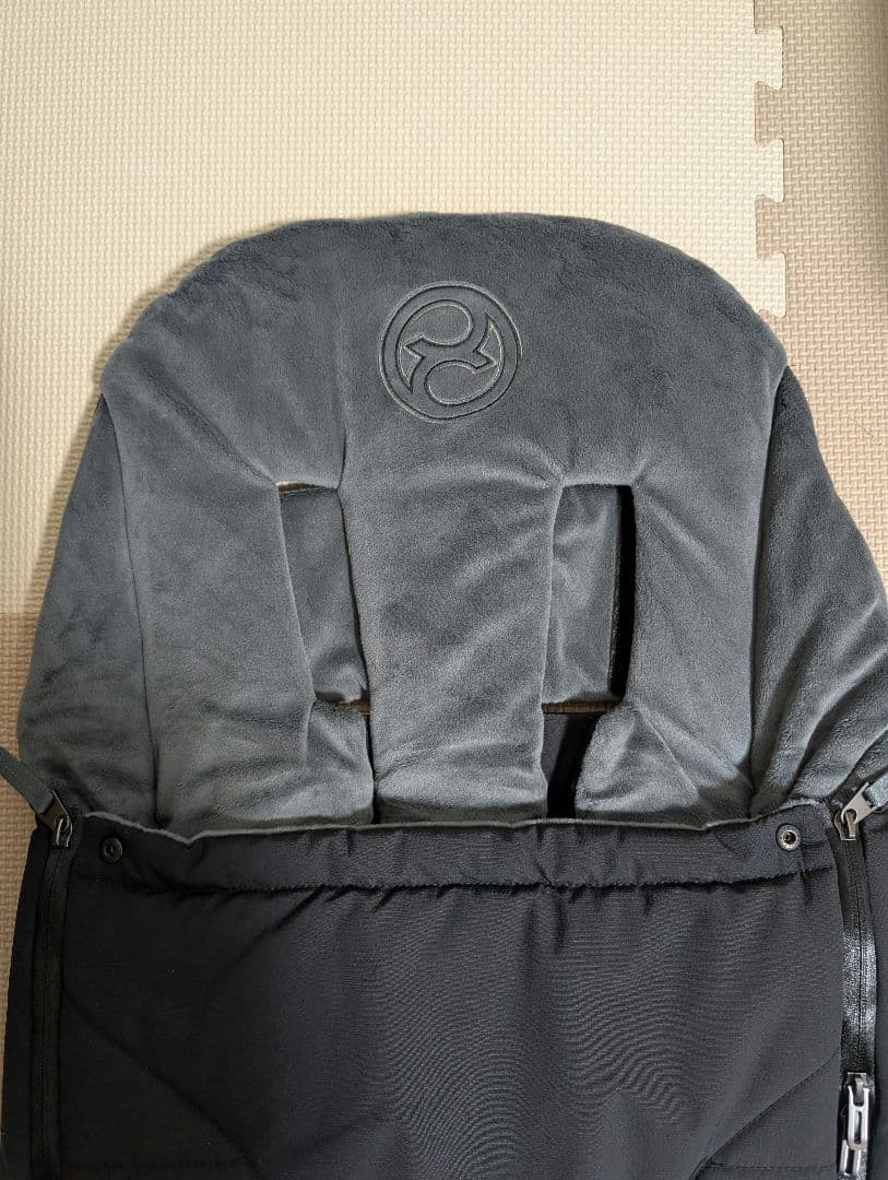 【新品未使用】cybexサイベックスプラチナムフットマフ