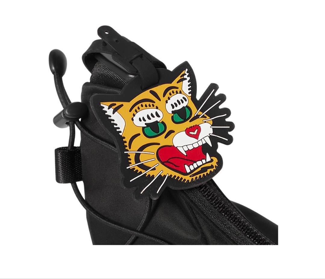 オニツカタイガー　オニツカ　ショルダーバック　メッセンジャーバック