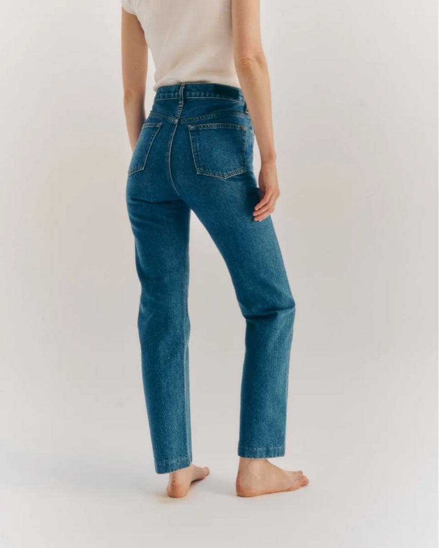 ア*リ様 SHISHIKUI BASIC JEANS デニム 24