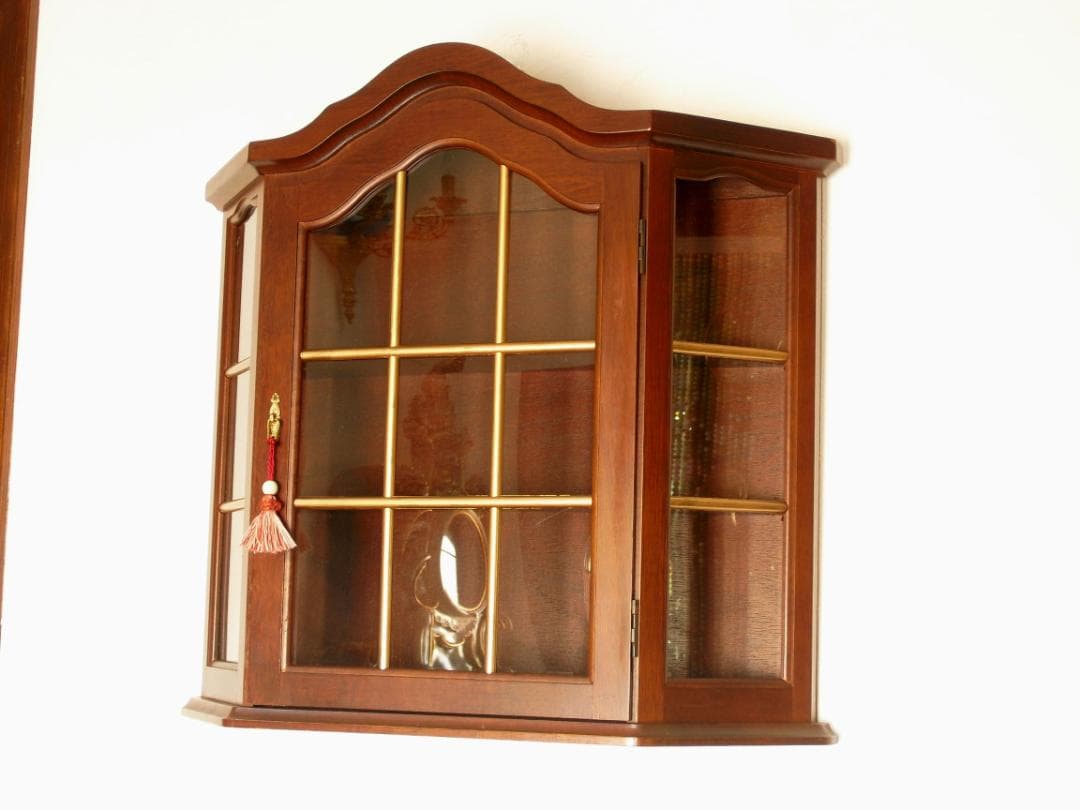 アンティーク調木製ウォールキャビネット☆壁掛けカップボード金彩 /飾り棚・ラック