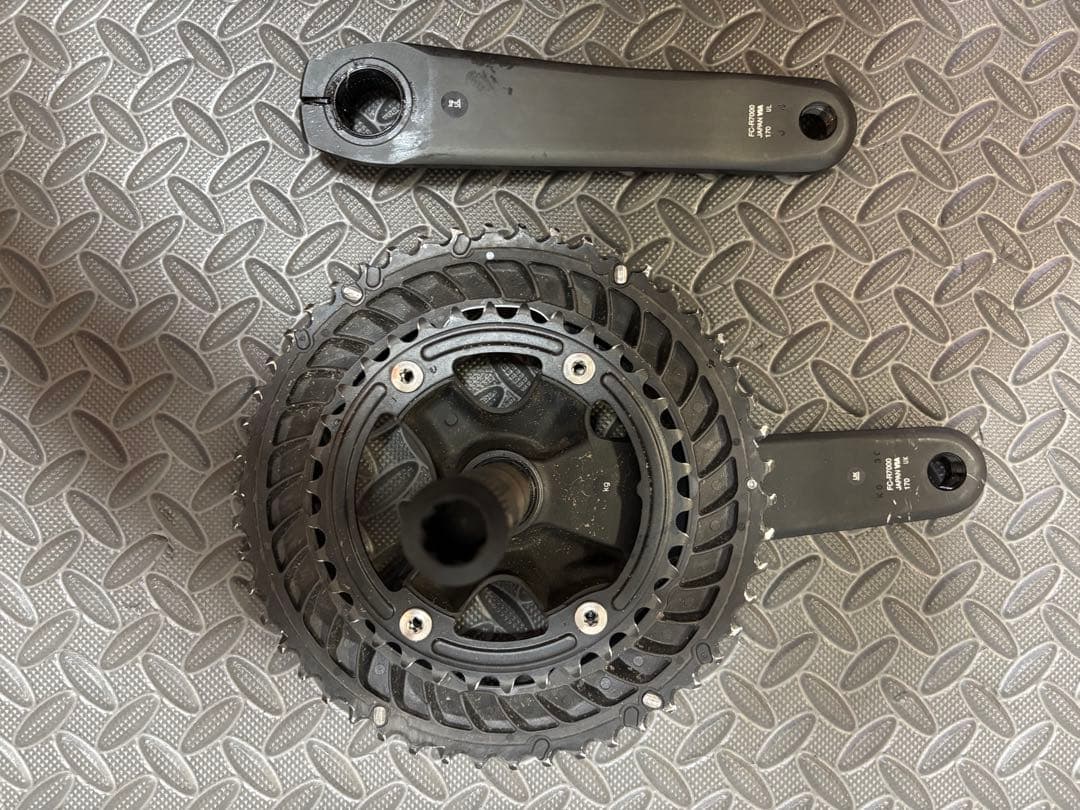 SHIMANO 105 R7000シリーズ　ブレーキはアルテグラ