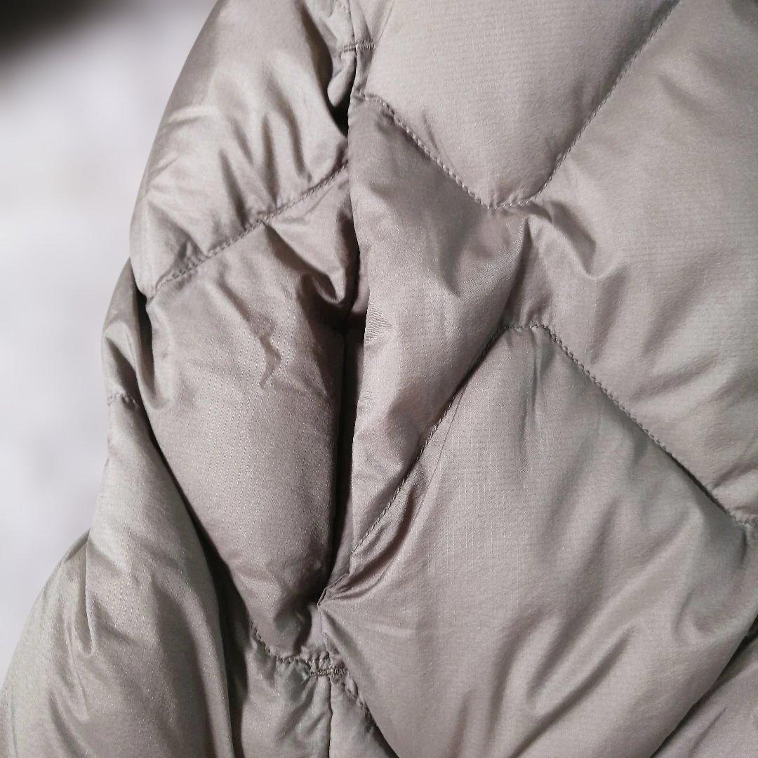 ユニクロ　ウルトラライトダウンリラックスコート　カーキ　3XL