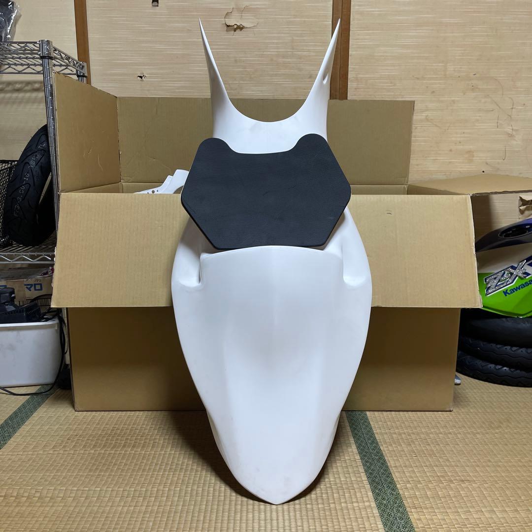 KDCサービス　zxr400シートカウル