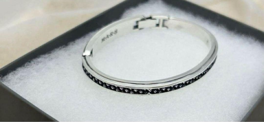 MARS マーズ　シルバーバングル