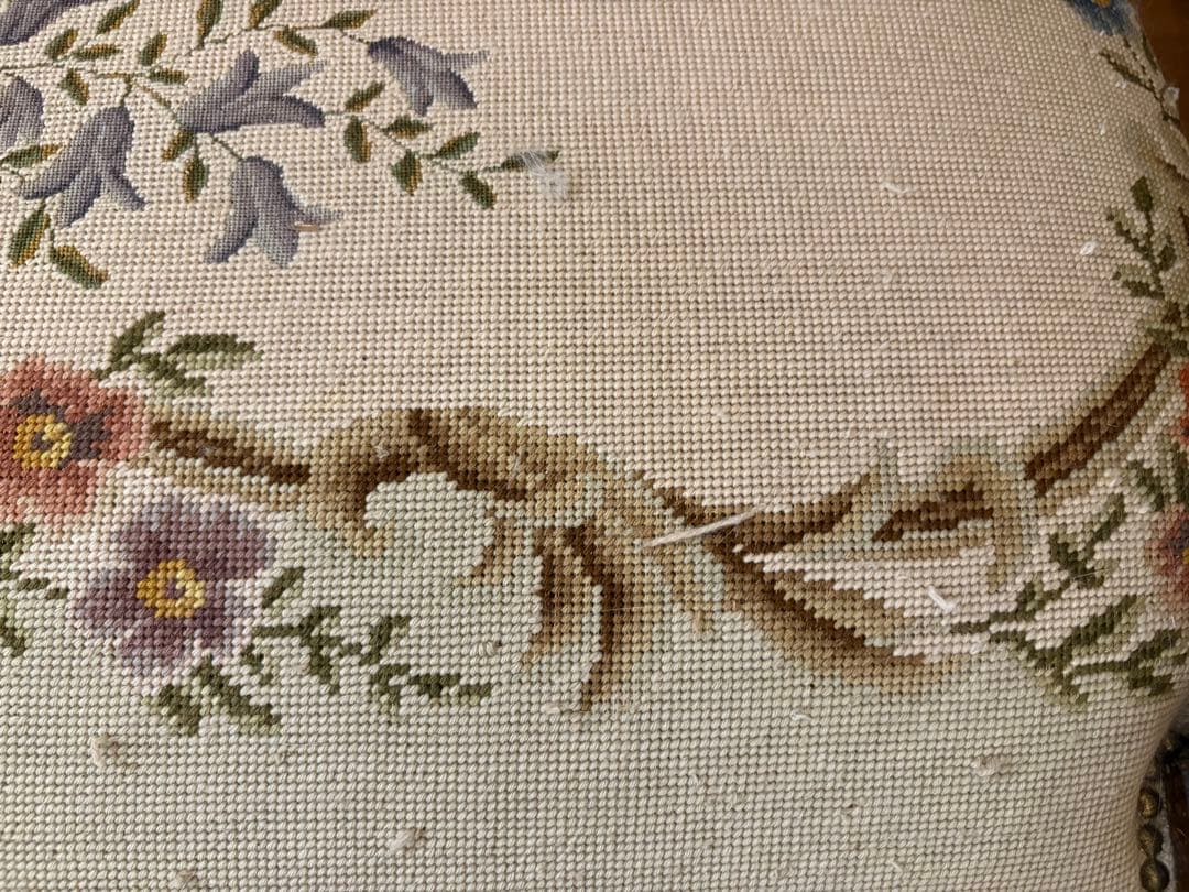 売れるまでちょこちょこお値引！　プチポワン　アンティーク　ソファ　セティ