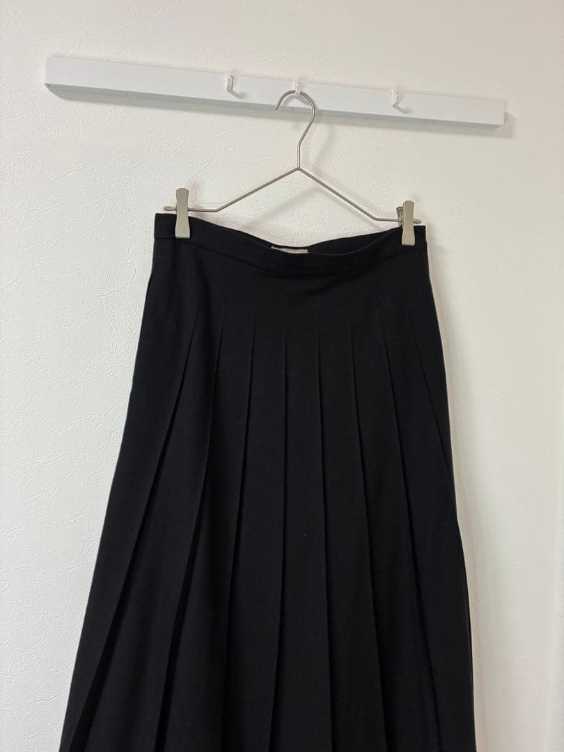 MARGARET HOWELL ウール100% プリーツスカート Ⅲ ブラック