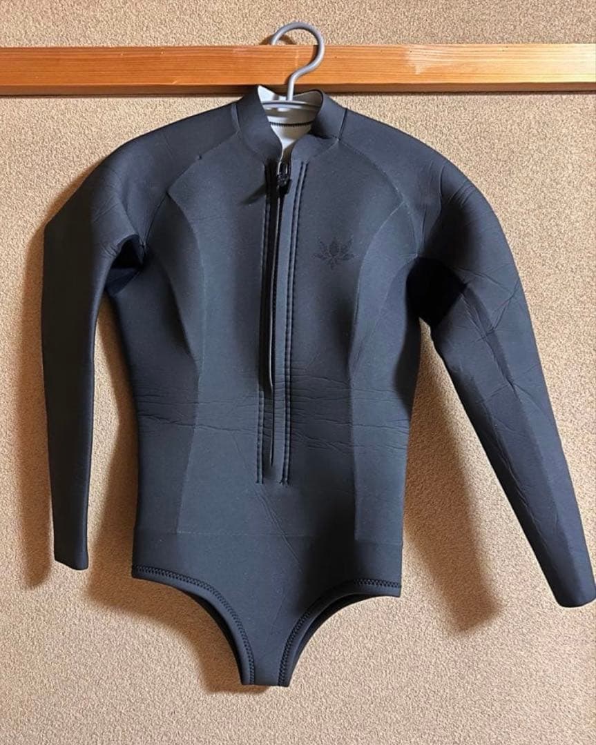 culi！ロングスリーブスプリングウェットスーツ S〜L ブラック