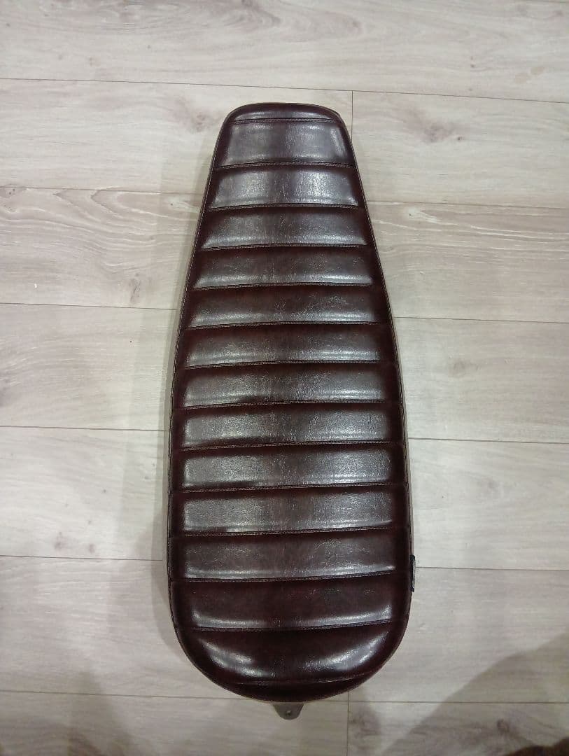 GB350 GOODSEAT タックロール