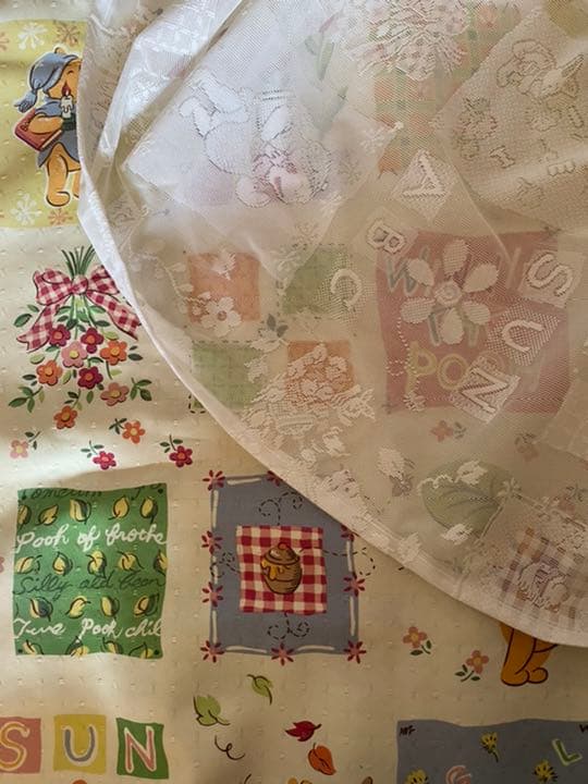 ディズニープーさん　大判カーテンセット　最終値下げ