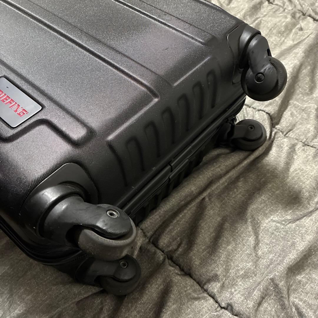 BRIEFING ブリーフィング　ブラック キャリーケース　スーツケース　22L