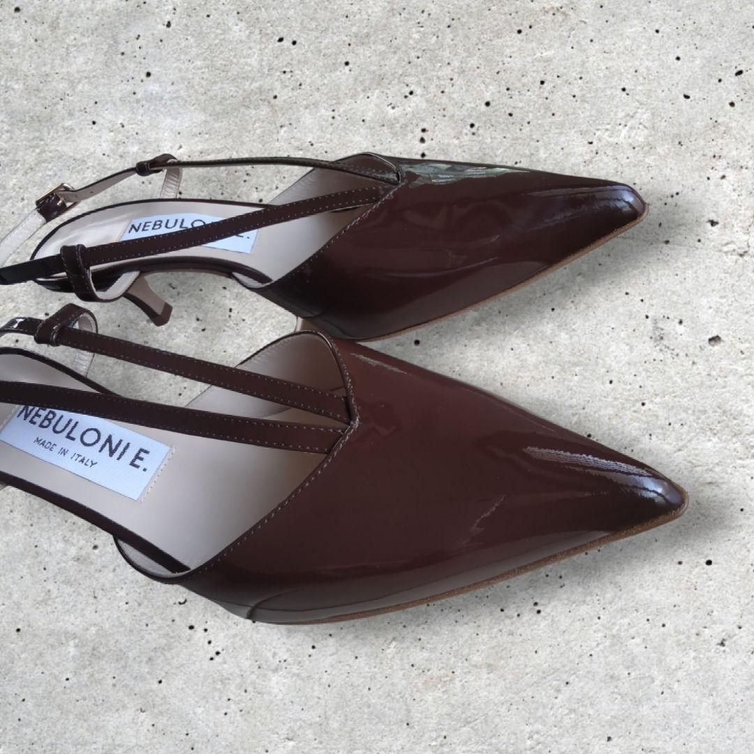 NEBULONIE ブラウン エナメル　ポインテッドトゥ シューズ 38