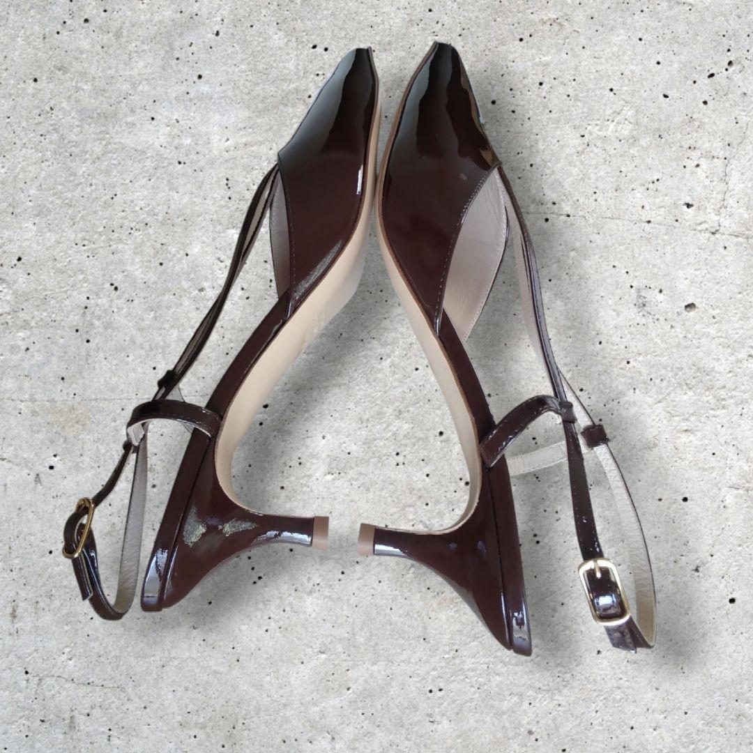 NEBULONIE ブラウン エナメル　ポインテッドトゥ シューズ 38