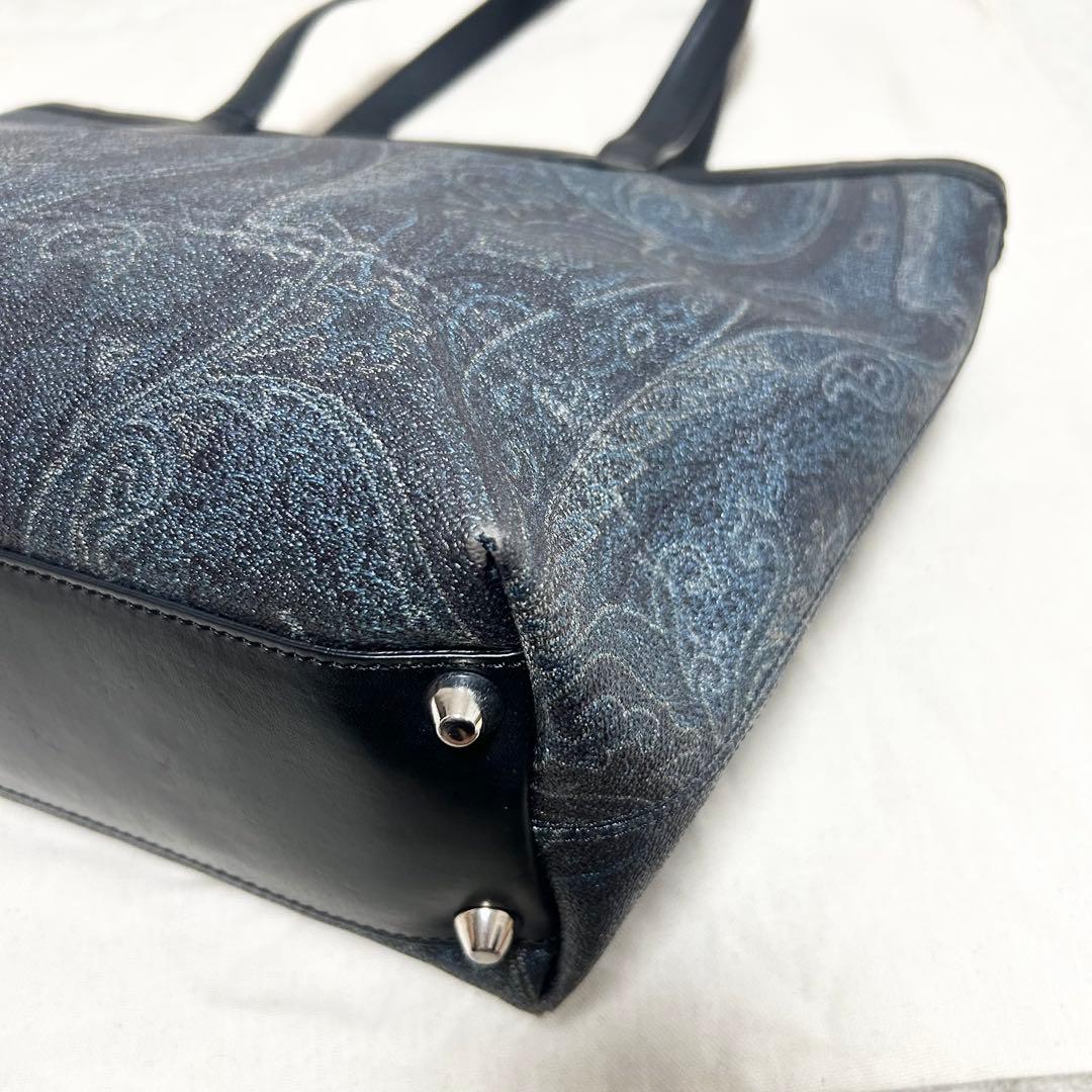 希少　エトロ　ETRO トートバッグ　ペイズリー柄　黒　PVCレザー　A4収納