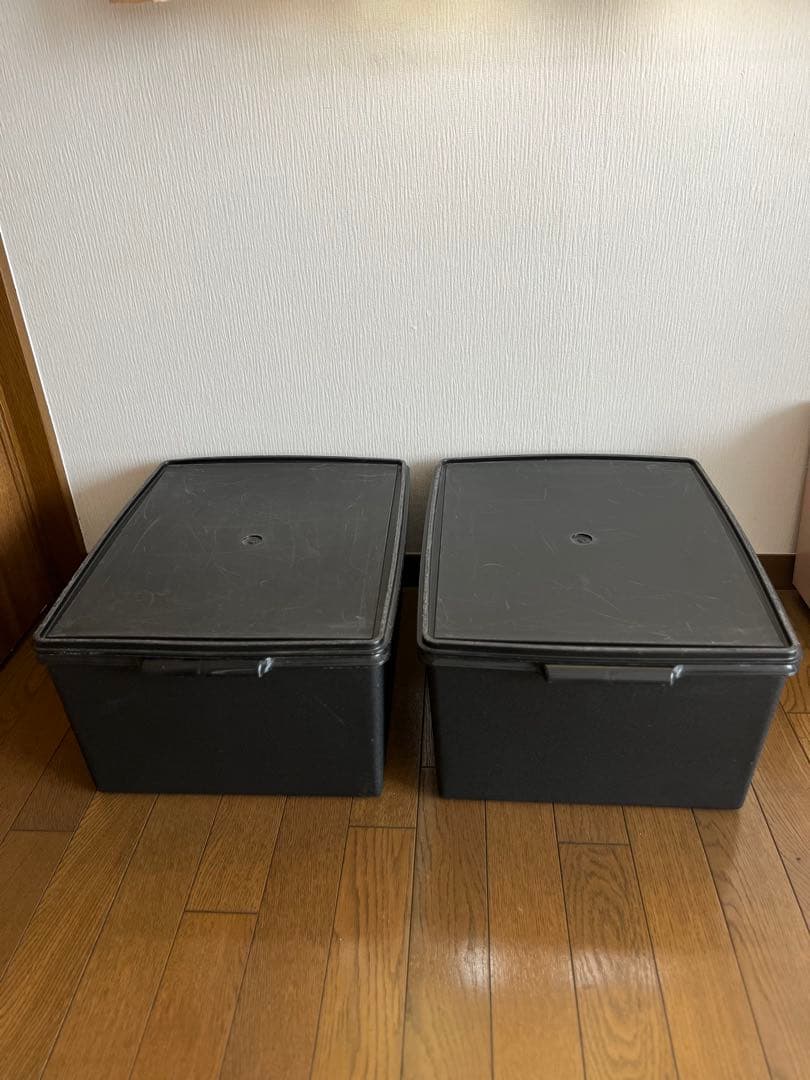 タッパーウェア　ウルトラスーパーケース 黒のプラスチック収納ケース2個セット