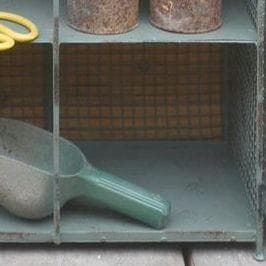 ディスプレイ　スチールラック　幅４２ｃｍ　メッシュ