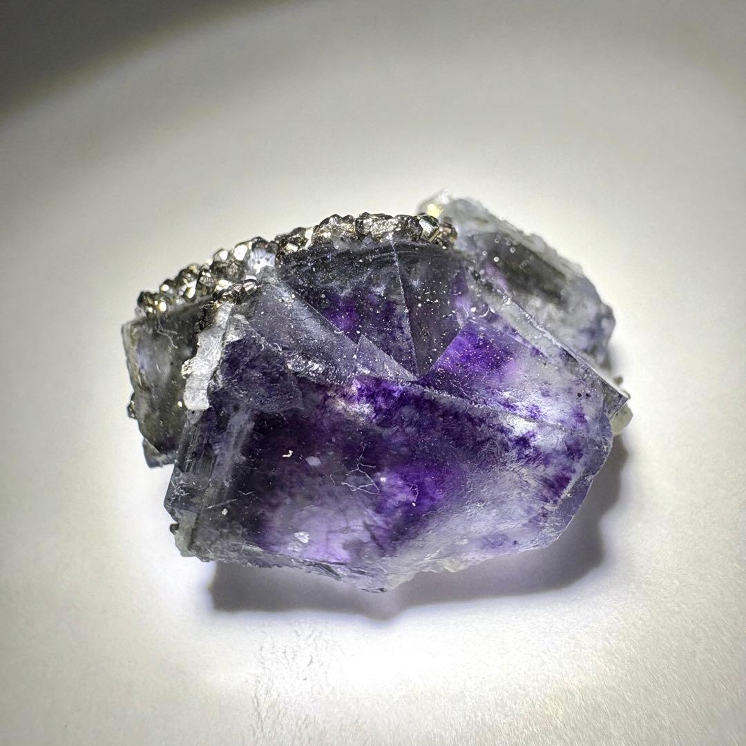 433 中国　ヤオガンシャン産　フローライト&パイライト