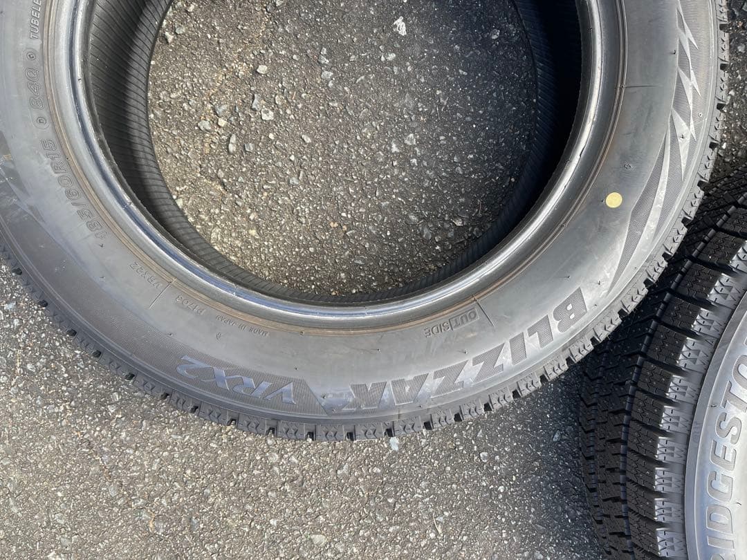 nao  スタッドレスタイヤ 15インチ 4本セット