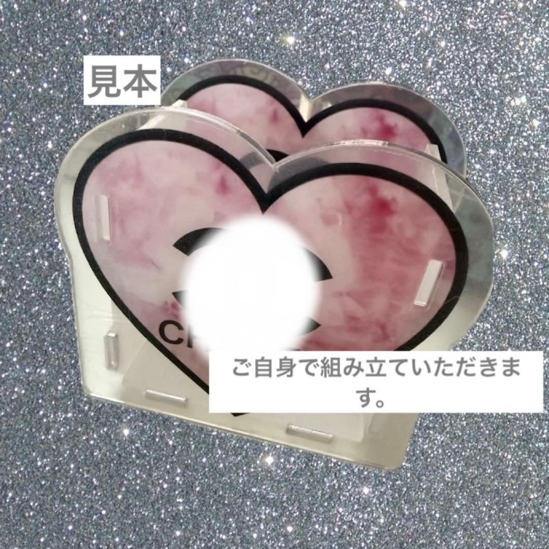 アクリルペン立て　ヒスミニ　日焼けキティ