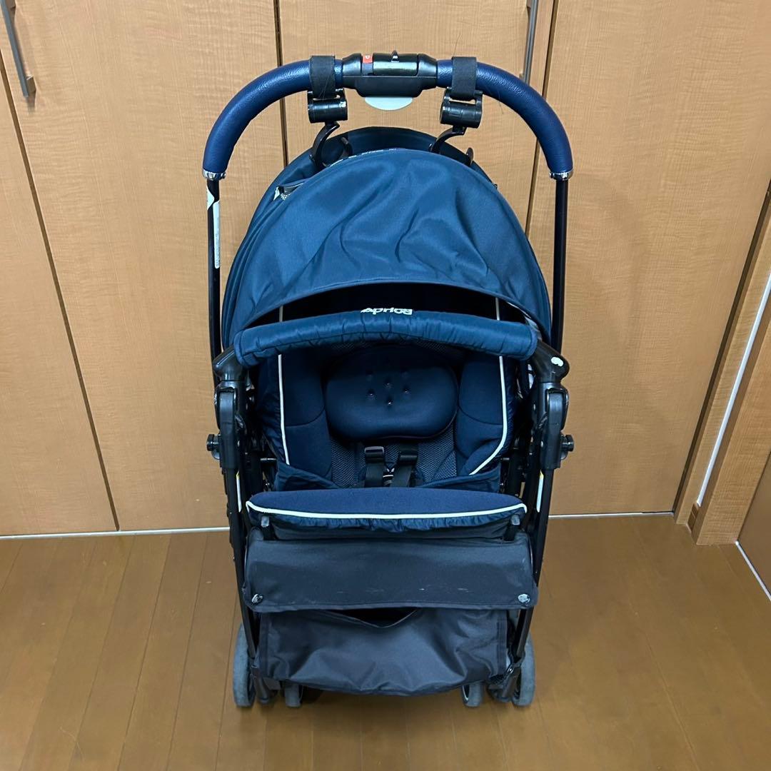 【美品 】アップリカ ベビーカー ラクーナクッションAB レザー調ハンドル