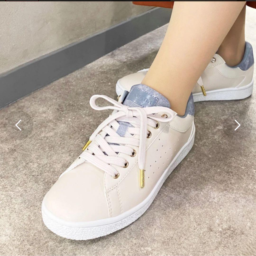 【現行品】　プラスダイアナ　スニーカー　25.5cm ビジュー　パンチング