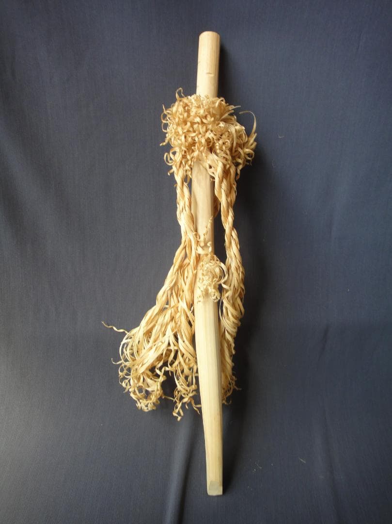 安*ム様 希少 アイヌ イナウ　60cm　台座付き アイヌ儀式