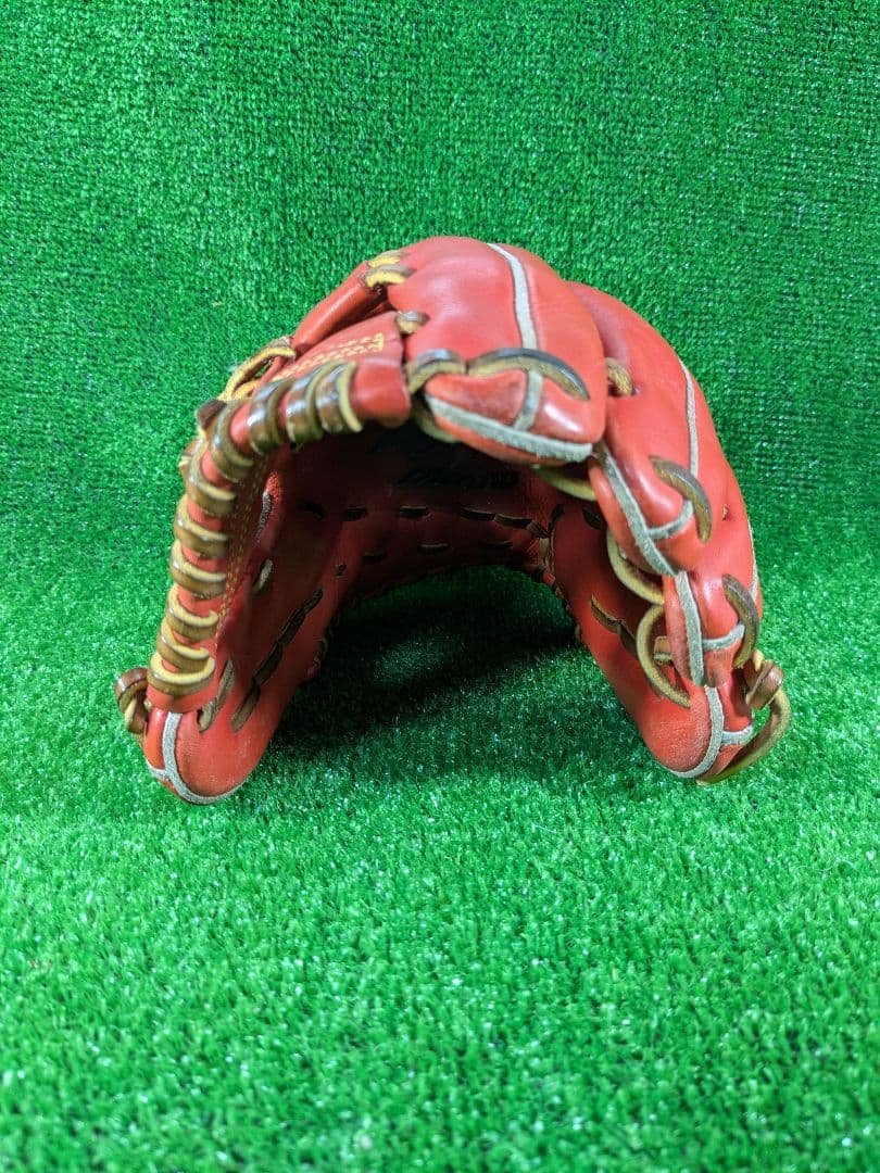 ミズノ　ビクトリーステージ　軟式　内野手