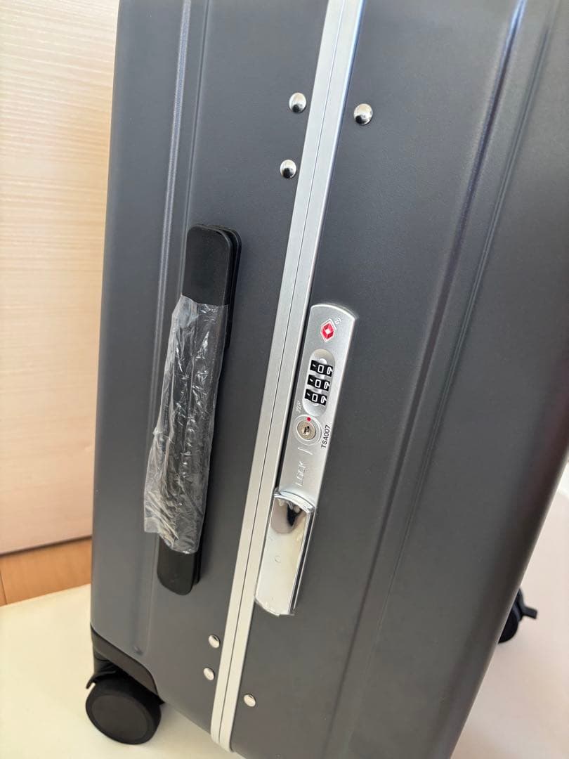 ※値下げ中‼️【NORICCO】子乗せキャリーケース スーツケース　機内持ち込み可