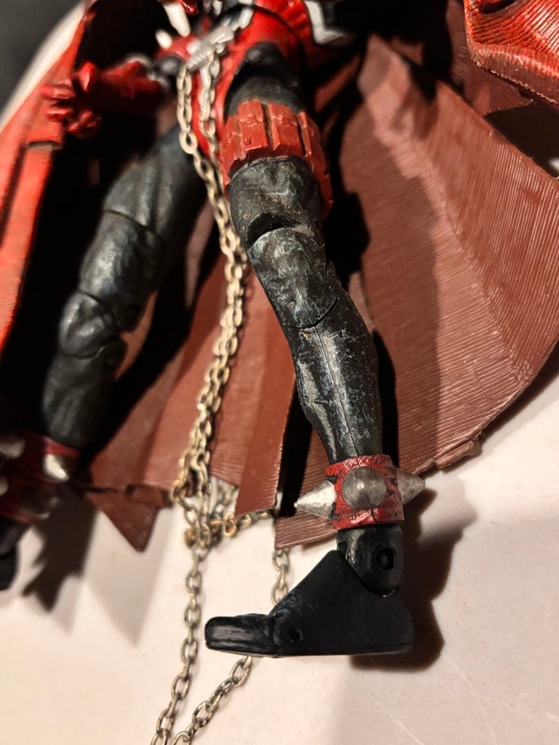 マクファーレントイズ スポーン フィギュア 2002年製 十字架台座 チェーン付