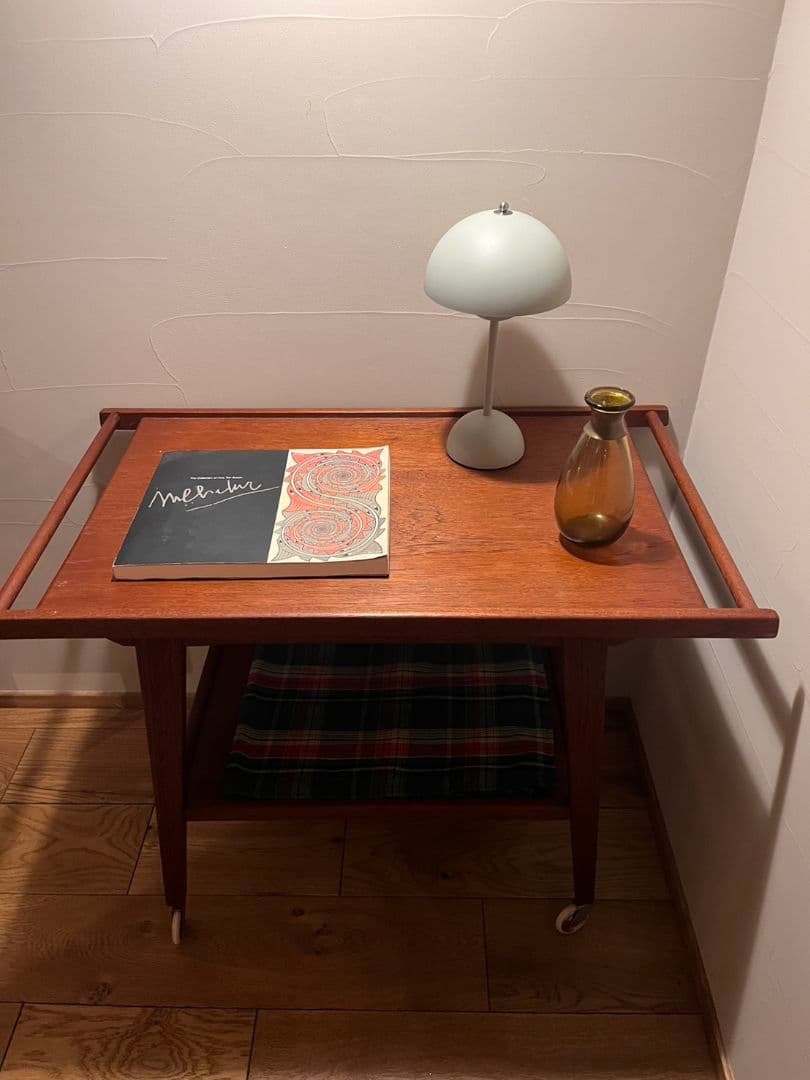 ワゴン　チェスト　サイドテーブル　ウェグナー　北欧家具　ヴィンテージ