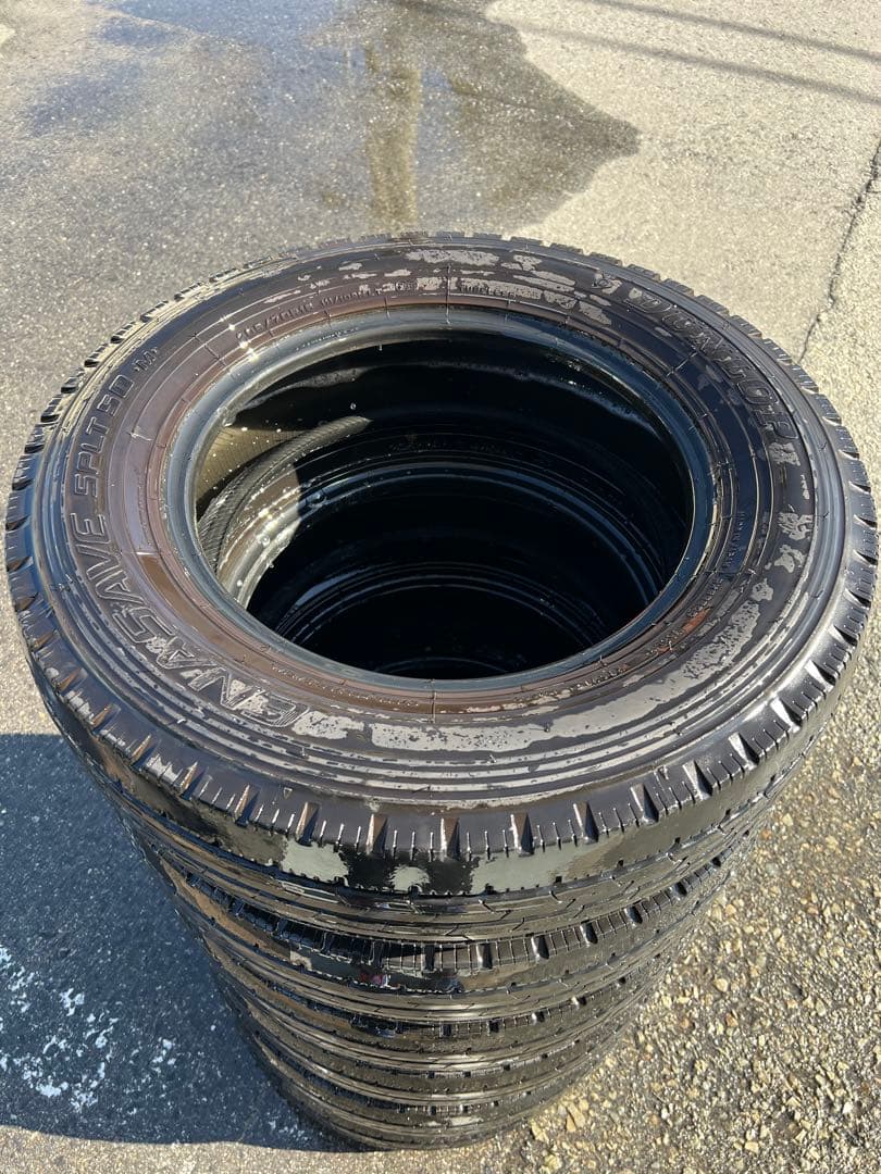 【中古】ダンロップ 205/70R16 LTバリ山6本