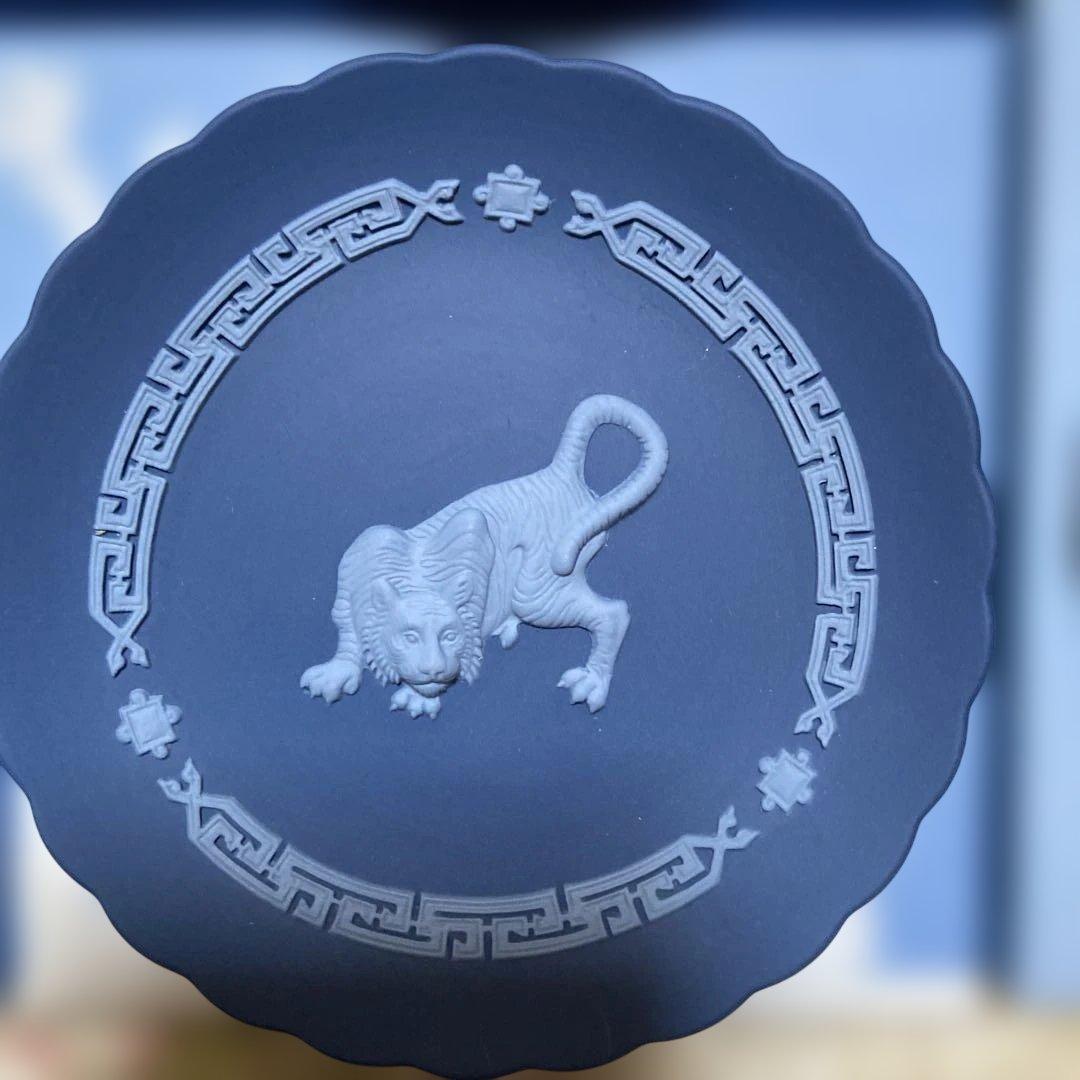 お値下げ‼️ウェッジウッド、イヤープレート12枚セット