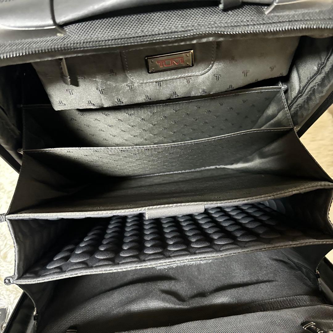 未使用級✨TUMI トゥミ　キャリーケース　26105D4 2輪　ナイロン　黒