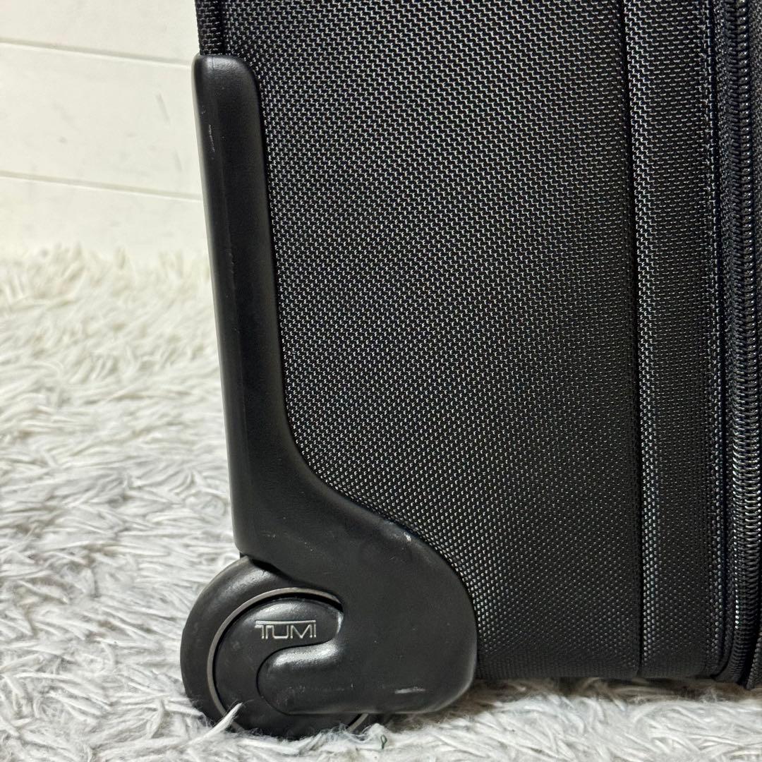 未使用級✨TUMI トゥミ　キャリーケース　26105D4 2輪　ナイロン　黒