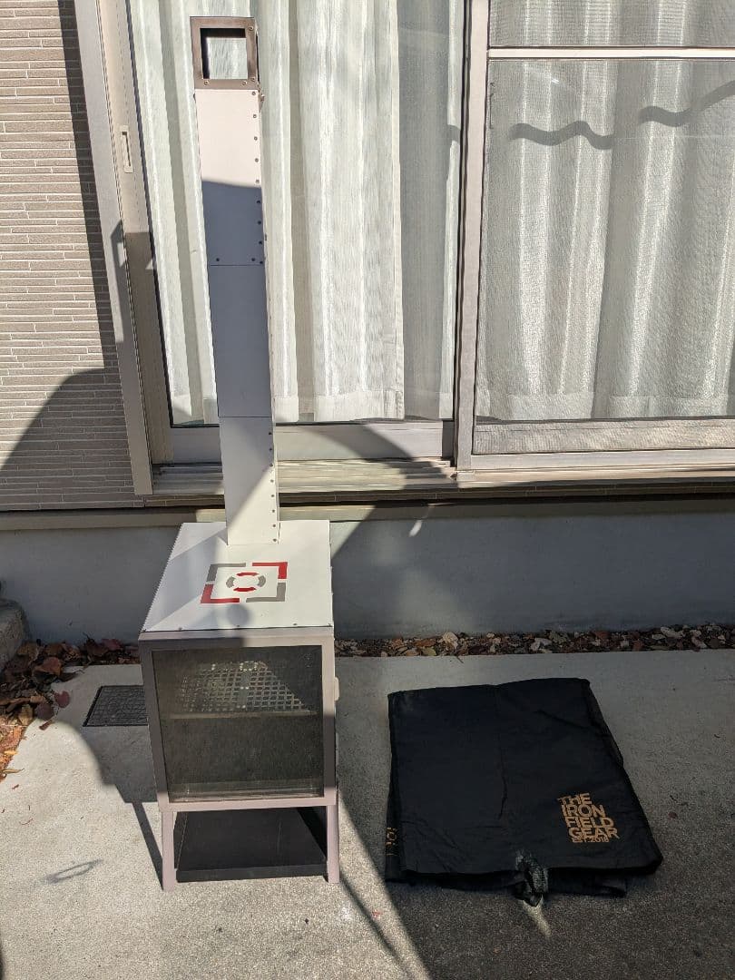 THE IRON FIELD GEAR TAKIBE COOKER 薪ストーブ